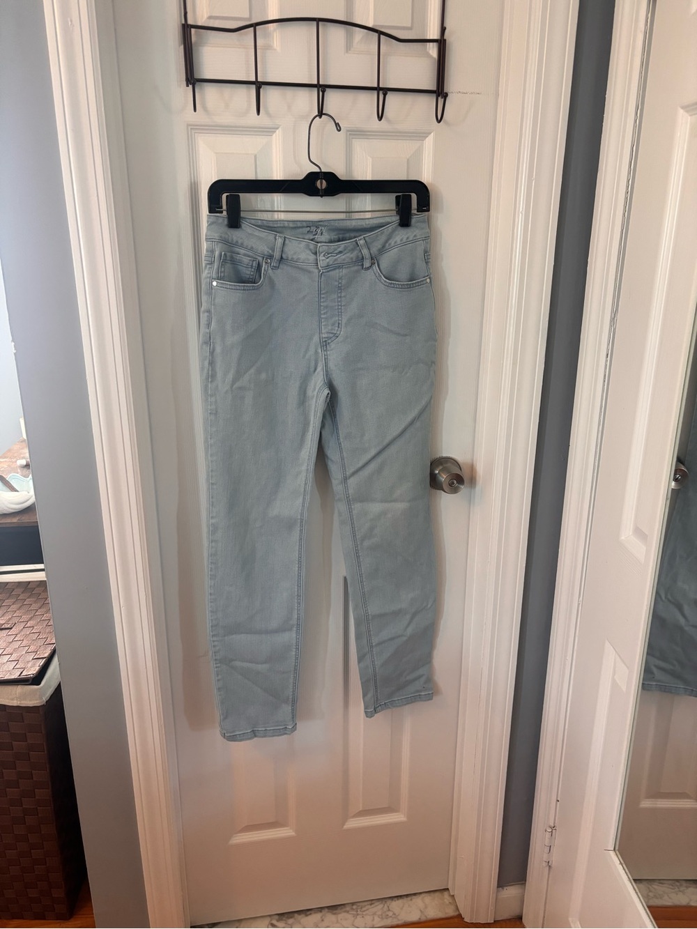 Up! | Jeans